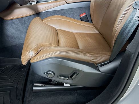 Used 2023 Volvo XC90 B6 Ultimate w/ Protection Package Premier image 22