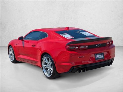 Used 2021 Chevrolet Camaro LT w/ Technology Package RWD image 8