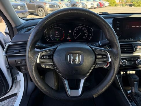 Used 2019 Honda Accord LX image 13