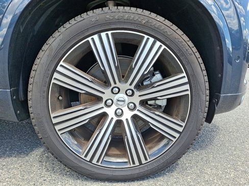 Used 2025 Volvo XC90 T8 Plus image 8