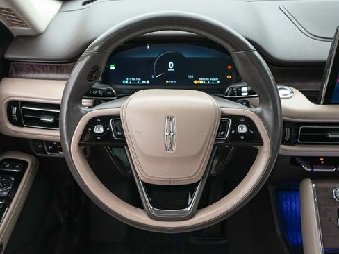 Used 2022 Lincoln Aviator Reserve w/ Equipment Group 201A AWD/4WD image 13