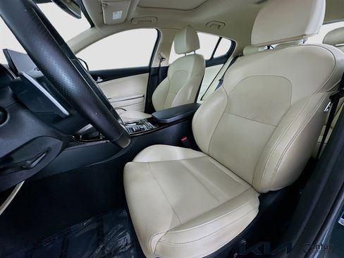 Certified 2023 Kia Stinger GT-Line w/ Sun & Sound Package image 22