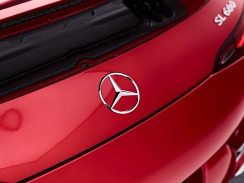 Used 2026 Mercedes-Benz Maybach SL 680 image 37