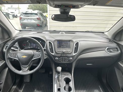 Certified 2024 Chevrolet Equinox LT FWD image 14