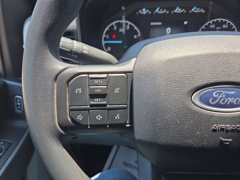Used 2025 Ford F250 XLT w/ FX4 Off-Road Package AWD/4WD image 34