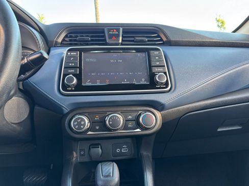 Used 2025 Nissan Versa SV FWD image 20