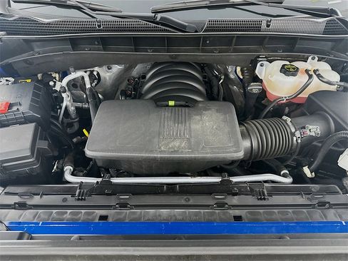 Used 2024 GMC Sierra 1500 AT4 w/ Technology Package image 32