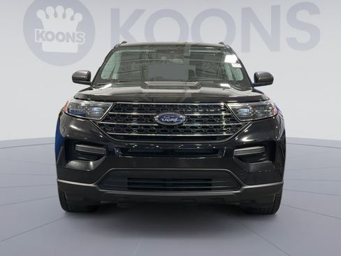 Used 2024 Ford Explorer XLT AWD/4WD image 11