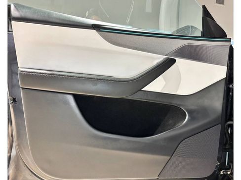 Used 2026 Tesla Model Y Long Range image 15