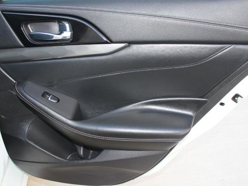 Used 2023 Nissan Maxima SV w/ Floor Mat Group image 16
