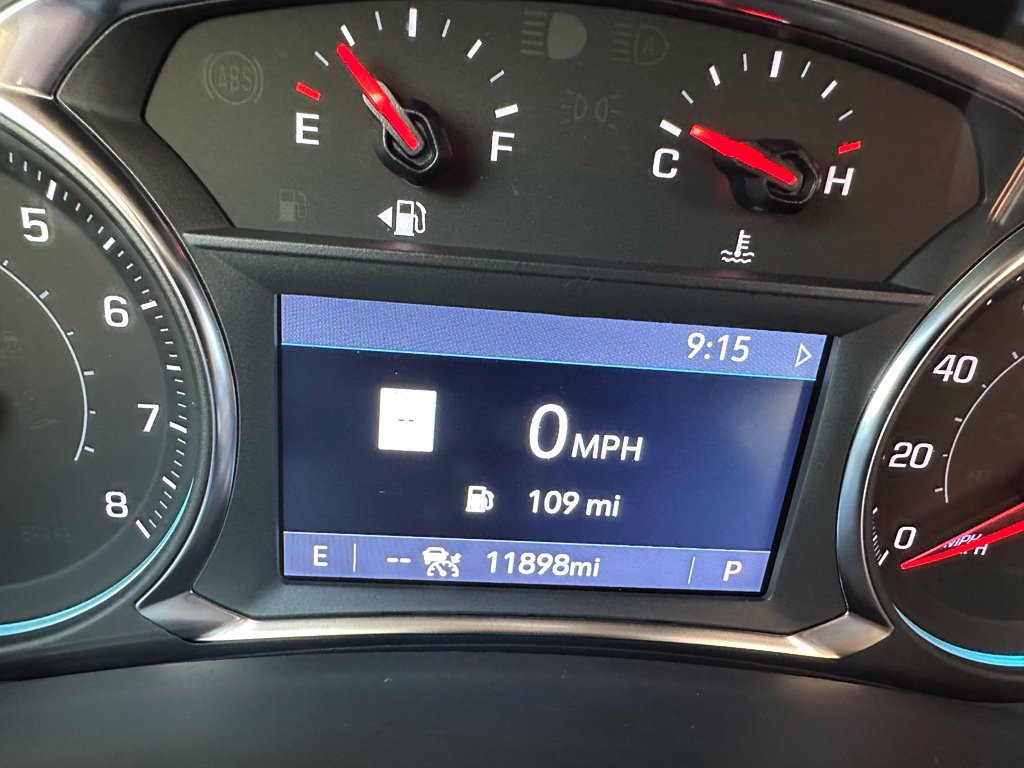Used 2024 Chevrolet Equinox Premier FWD image 11