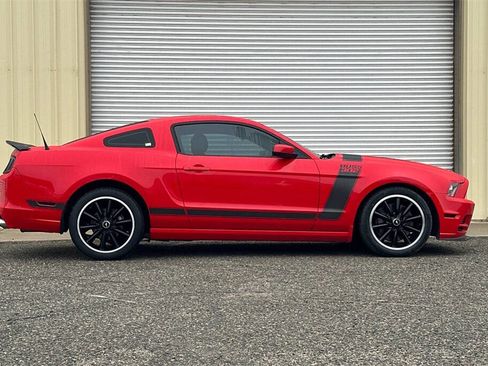 Used 2013 Ford Mustang Boss 302 w/ Boss 302 Accessory Pkg image 7