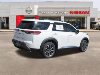 New 2026 Nissan Pathfinder Platinum w/ Cargo Package FWD video 3