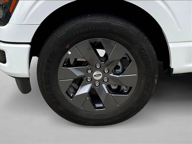 Used 2025 Ford F150 STX w/ Equipment Group 200A RWD image 8
