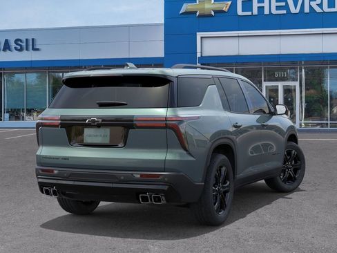 New 2027 Chevrolet Traverse LT w/ Midnight/Sport Edition AWD/4WD image 4