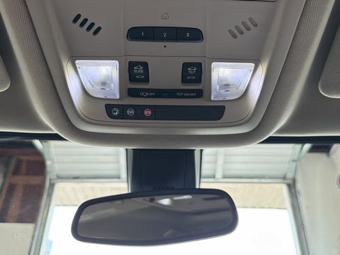 Used 2019 GMC Acadia Denali w/ Technology Package FWD image 47