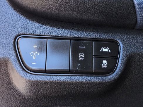 Used 2023 Kia Seltos S w/ Navigation Package image 25