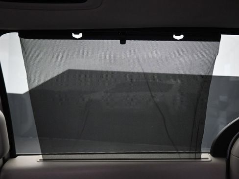 Used 2022 Chrysler Pacifica Touring-L image 40