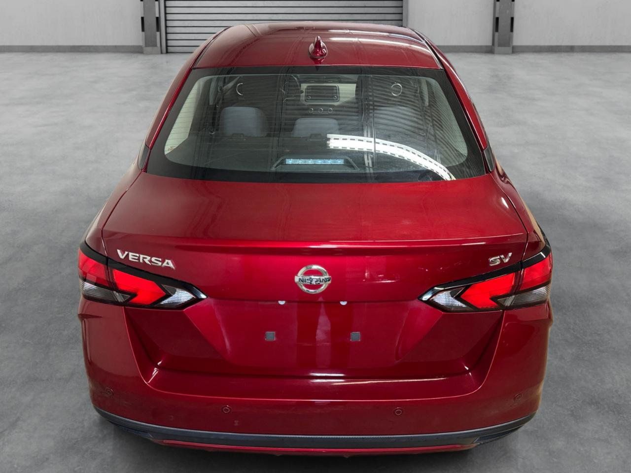 Used 2021 Nissan Versa SV FWD image 34