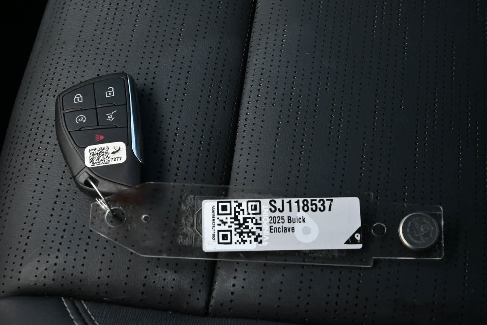 Used 2025 Buick Enclave Sport Touring FWD image 26