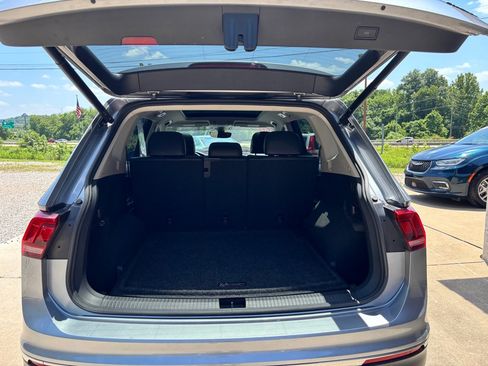 Used 2022 Volkswagen Tiguan SE AWD/4WD image 8