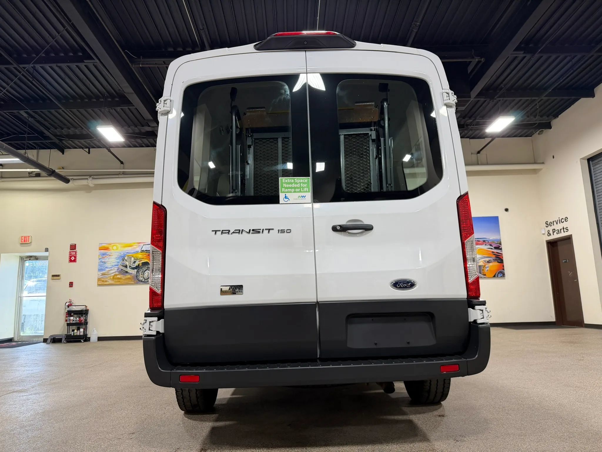 Used 2018 Ford Transit 150 XL RWD image 19
