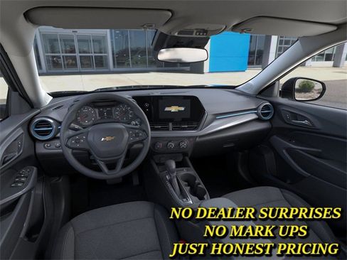 New 2026 Chevrolet Trax LS w/ Driver Confidence Package image 15