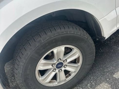 Used 2017 Ford F150 XLT w/ Equipment Group 301A Mid RWD image 3