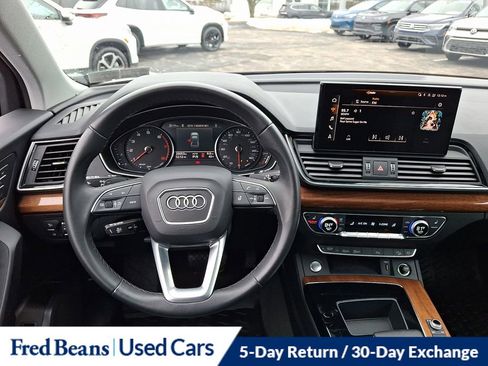 Used 2023 Audi Q5 2.0T Premium w/ Convenience Package image 13