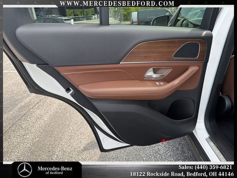 Used 2024 Mercedes-Benz GLE 350 4MATIC image 23