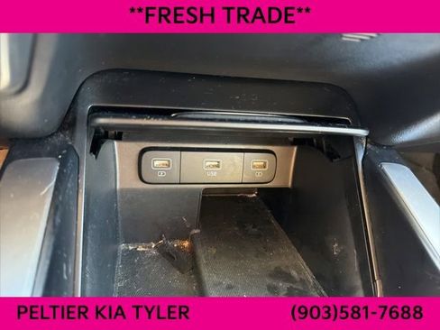 Used 2021 Kia Sorento LX image 21