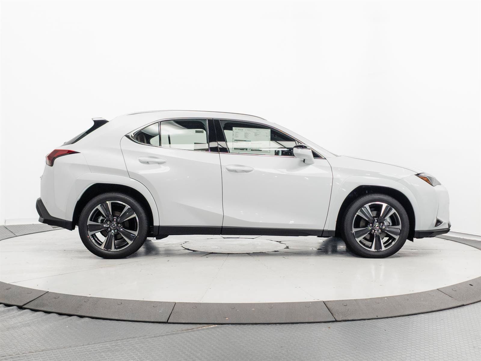 New 2026 Lexus UX 300h AWD image 13