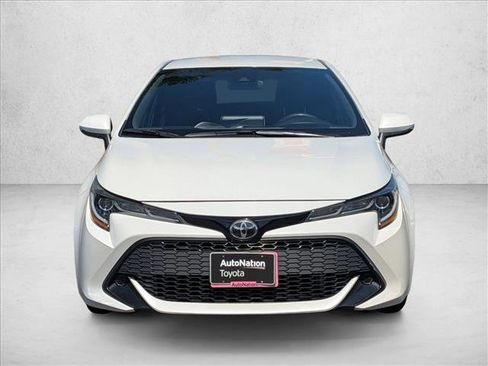Used 2019 Toyota Corolla SE w/ Carpet Mat Package FWD image 2