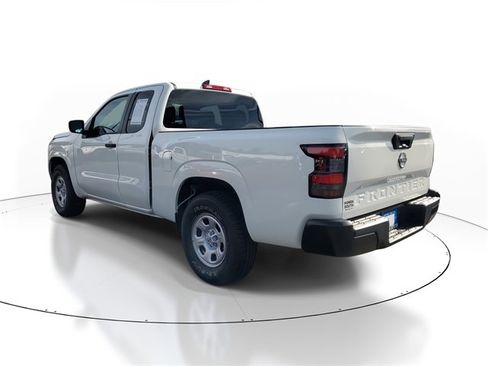 Used 2022 Nissan Frontier S image 4