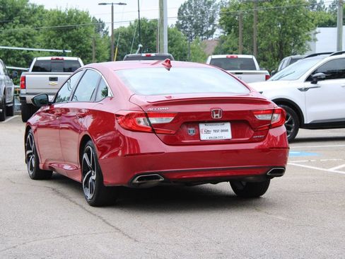 Used 2018 Honda Accord Sport image 6