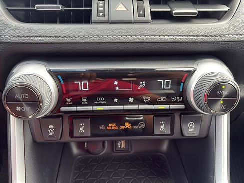 Used 2025 Toyota RAV4 XLE Premium w/ Weather Package AWD/4WD image 23