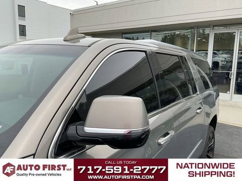Used 2019 Cadillac Escalade ESV Premium Luxury w/ LPO, Radiant Package AWD/4WD image 6