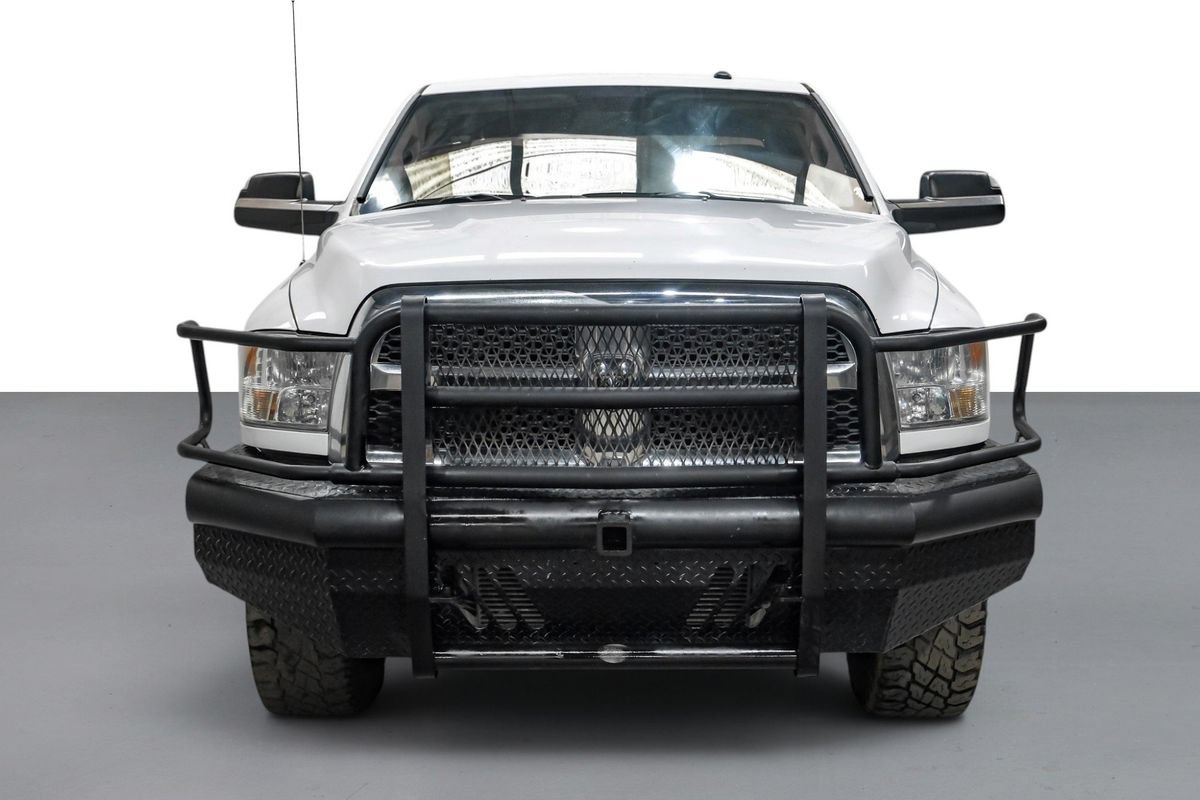 Used 2014 RAM 2500 Tradesman w/ Chrome Appearance Group AWD/4WD image 3