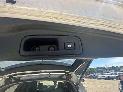 Used 2022 Honda Pilot Touring image 44