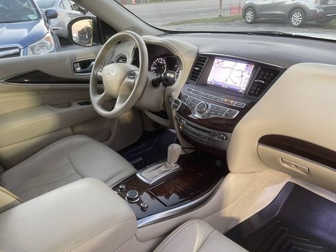 Used 2013 INFINITI JX35 AWD w/ Premium Pkg image 29