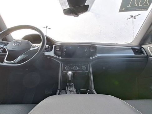 Used 2021 Volkswagen Atlas Cross Sport SEL image 27