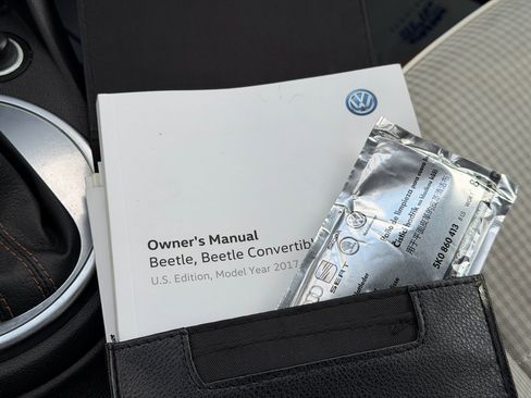 Used 2017 Volkswagen Beetle 1.8T S image 24