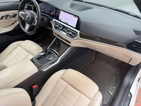 Used 2020 BMW 330i xDrive Sedan w/ M Sport Package AWD/4WD image 32