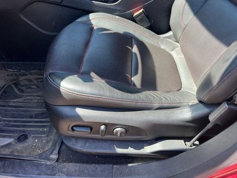 Used 2019 Chevrolet Blazer RS AWD/4WD image 16