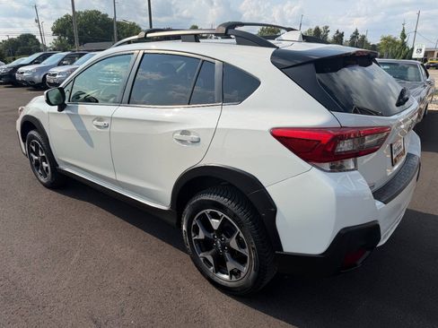 Used 2020 Subaru Crosstrek 2.0i Premium AWD/4WD image 3