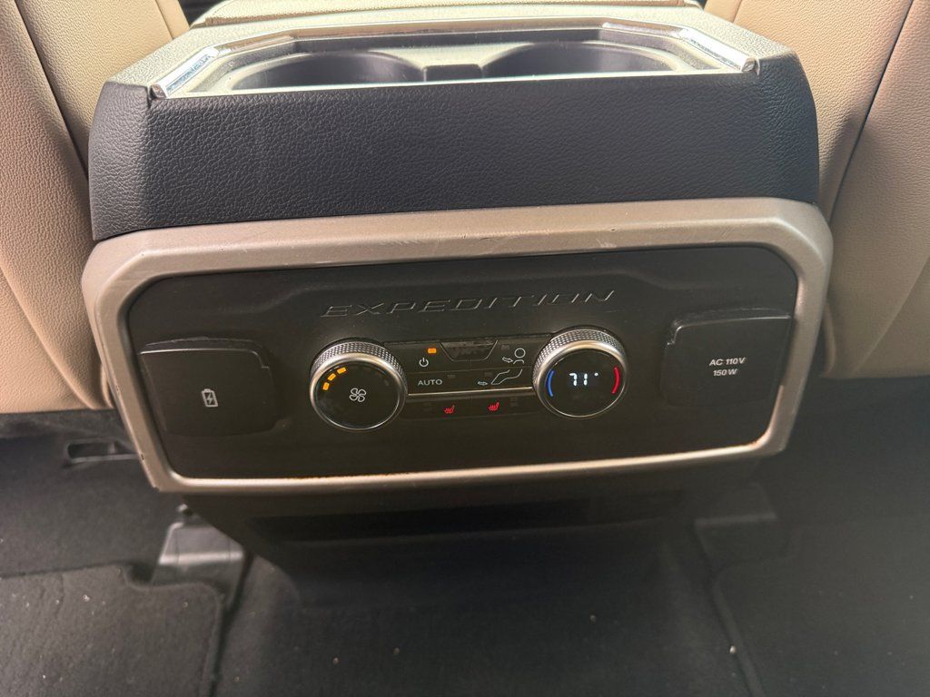 Used 2024 Ford Expedition Limited AWD/4WD image 37