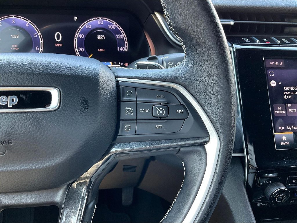 Used 2022 Jeep Grand Cherokee Altitude AWD/4WD image 14