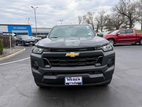Used 2023 Chevrolet Colorado W/T image 9