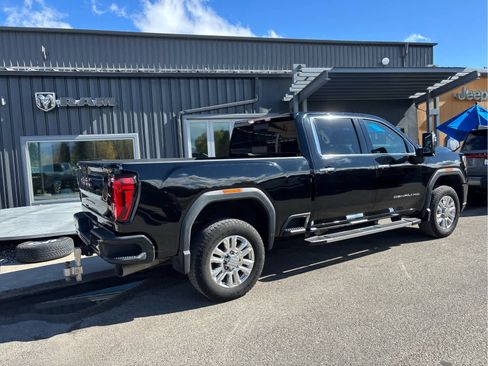 Used 2020 GMC Sierra 2500 Denali w/ Denali Ultimate Package image 10