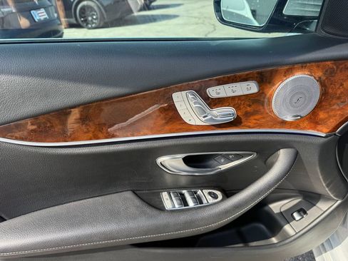 Used 2019 Mercedes-Benz E 450 4MATIC Wagon w/ Premium Package image 18